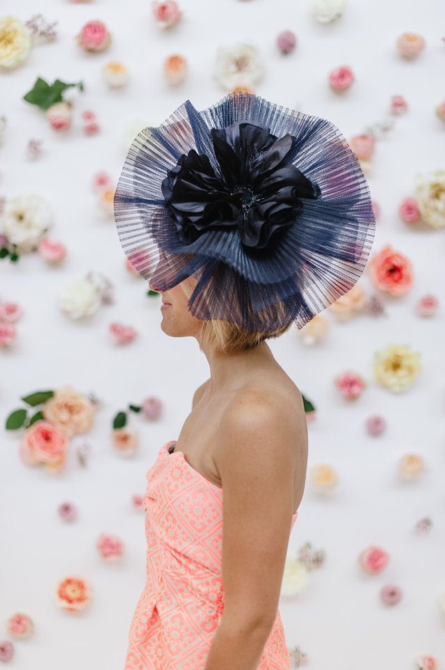 Kentucky Derby Outfit Inspiration - What to Wear to Kentucky Derby - Headcandi Fascinator 