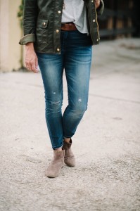 Distressed Highrise Lookout Jeans * Brown Flat Boots