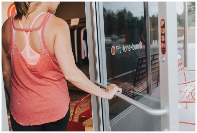 pure-barre-louisville-pure-barre-for-dummies-how-i-learned-to-stop-being-intimidated-and-love-the-shake_1319